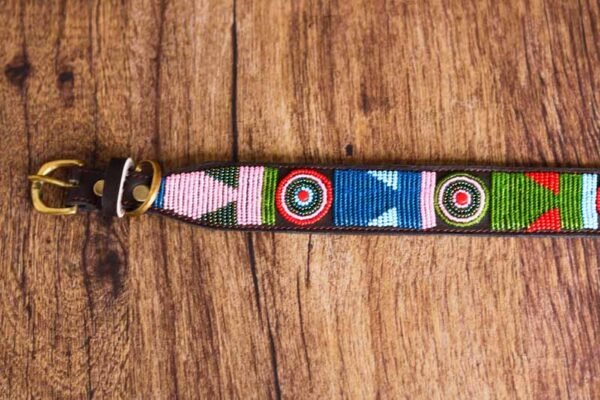 103c-332.jpg KAGUMO Maasai beaded collar