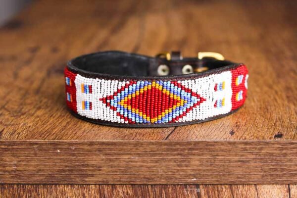 SOLIO African Maasai beaded collar