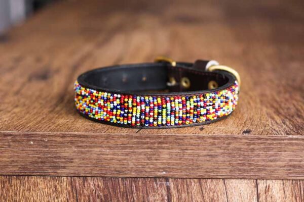 103c-437.jpg RUGURU African Maasai beaded collar