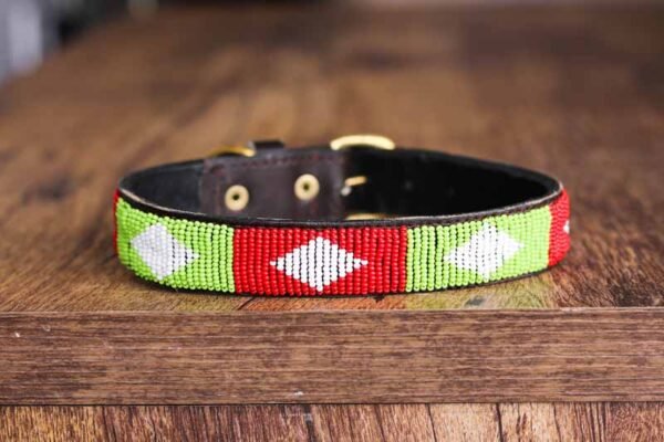 MAGUTU Maasai beaded dog collar
