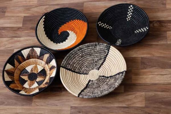 TUMI African Wall baskets, Set of 4 Woven Rwanda Baskets