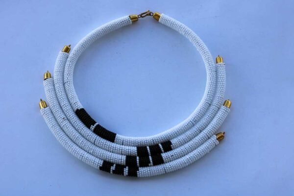 TAHIYA White Beaded Zulu necklace