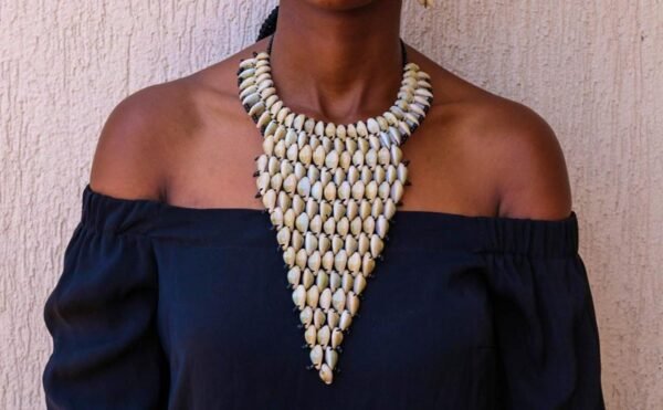 MILA V-shaped Cowrie Necklace