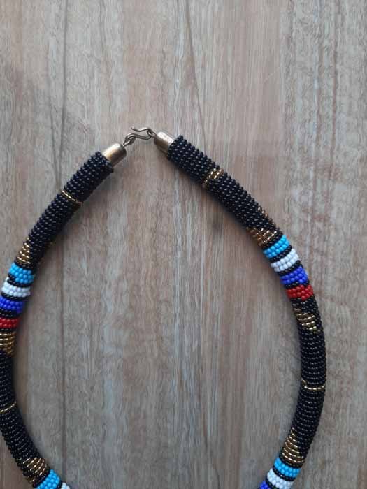 FARAJI African Zulu Beaded black necklace