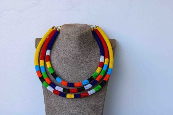 APUJO African multicolored necklace