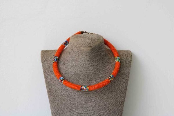 95b.jpg KIKI African Beaded necklace, Zulu Tribal Necklace