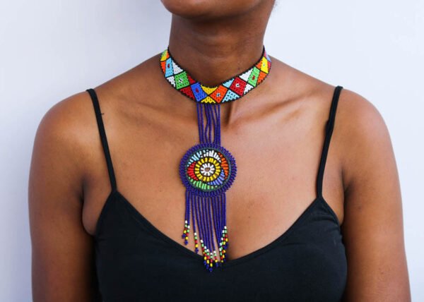 ARIFA African Beaded Choker necklace