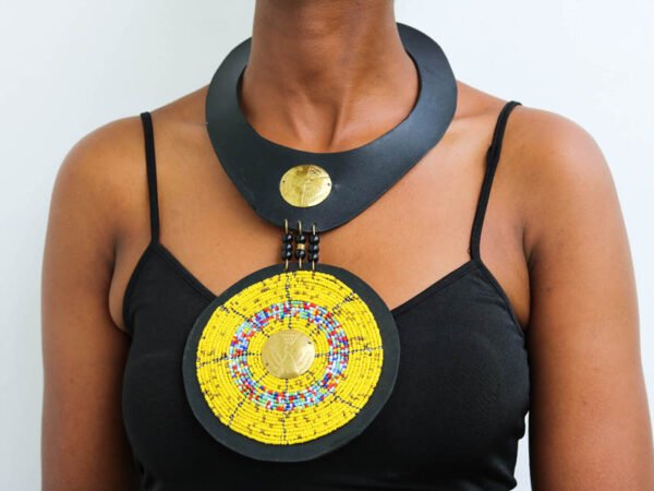 KIHINGO Beaded Leather necklace