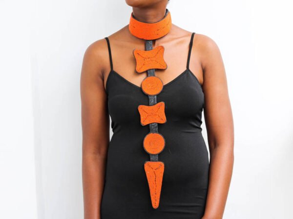 KIAMBU Beaded Pendant necklace