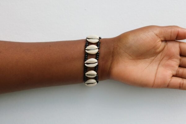 BUNDI African Cowrie Bracelet