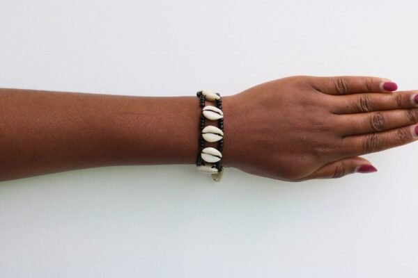 BUNDI African Cowrie Bracelet