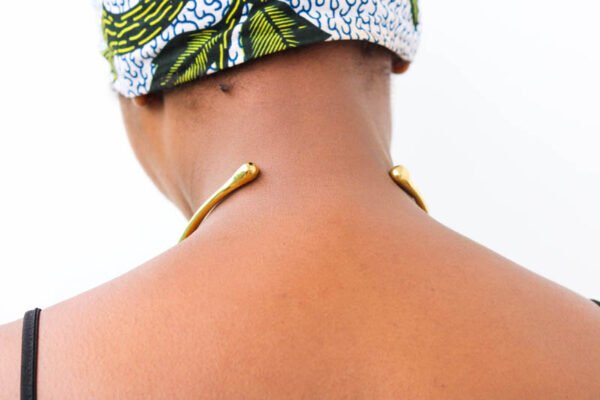 ACHAWI Brass pendant necklace