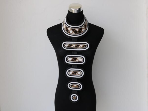 MOLO Beaded Pendant necklace