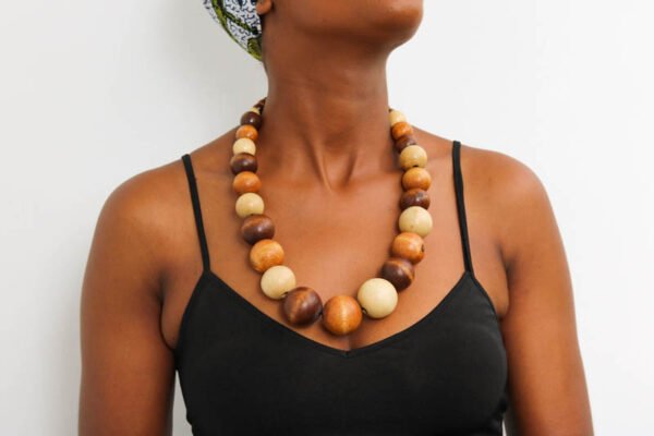 BOMA Wooden Necklace