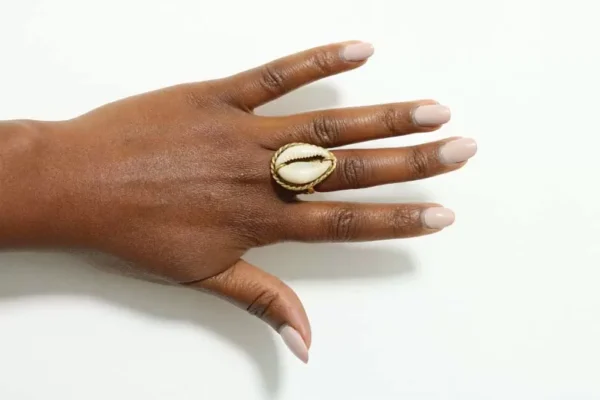 GORO African Cowrie Ring