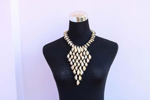 KOROI African cowrie shell necklace