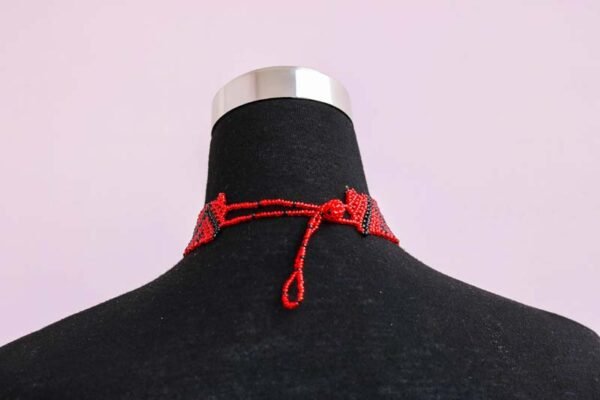 NYAMACHE Beaded Choker Necklace